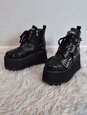 Yosuke Gothic Black Platform Lace-Up Ankle Boots with Buckles Size 7 1/2